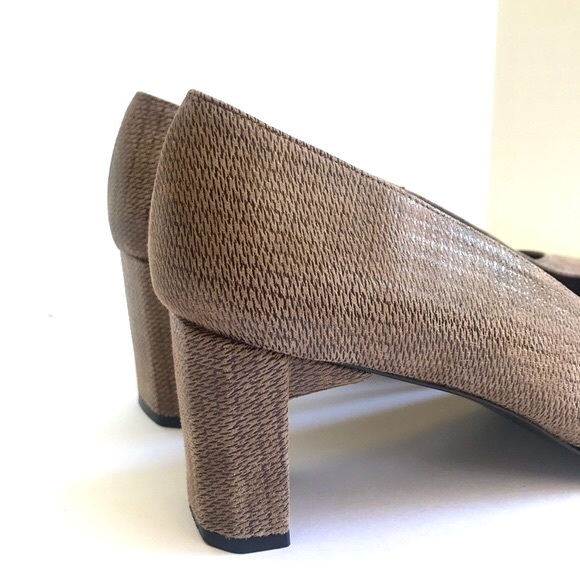 Stuart Weitzman Pumps GORGEOUS Classic Heels 💕 US 9.5 Pumps - Picture 7 of 12